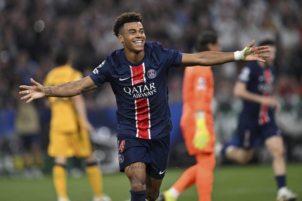 皮奥：我和雷特吉相处得非常好，他是一个非常全面的前锋