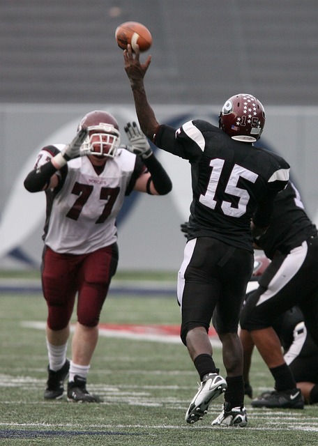 东契奇飞抵费城加入湖人！周一复出战76人 詹姆斯状态升级也有望回归